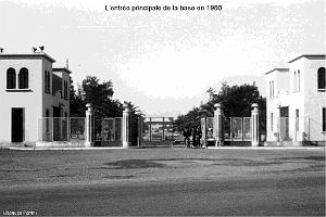 122 - AERODROMES ET BASES 1945-1962-1-ORAN LA SENIA BA 141 (59)